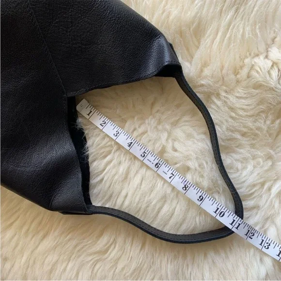 Portland Leather Bag - Picture 9 of 10